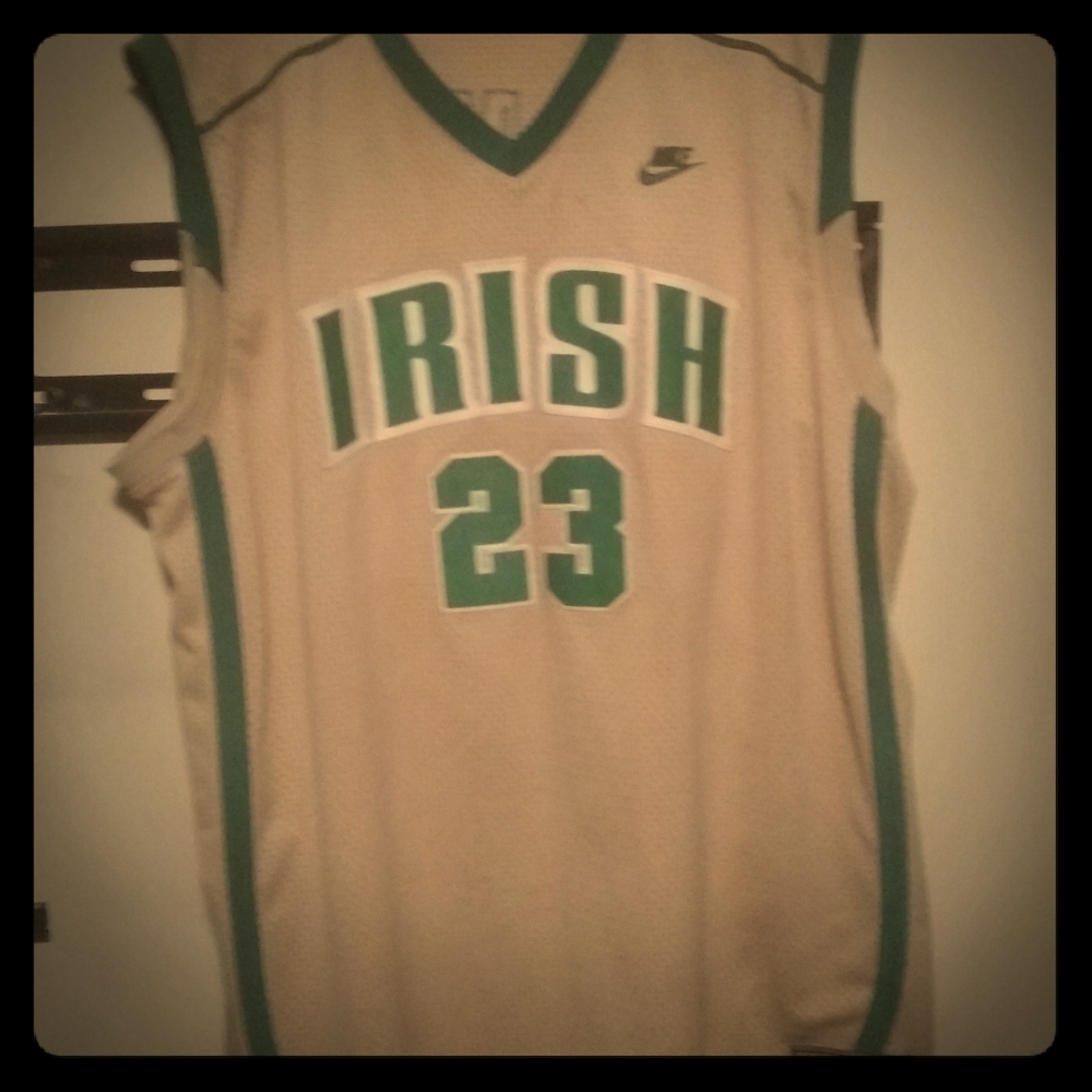 Lebron james irish colleage jersey (rare)